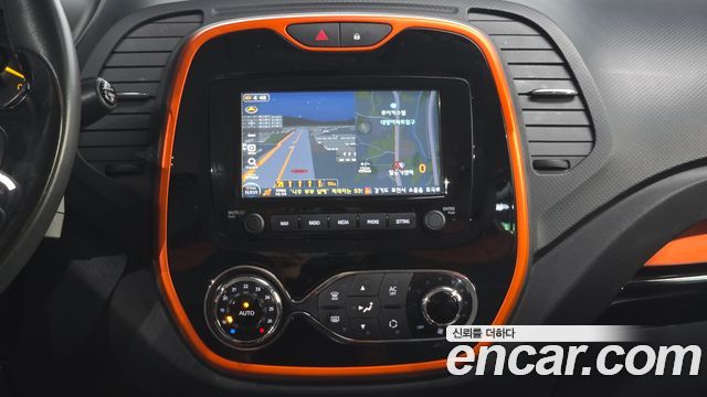 Renault Korea QM3 2015 — photo 14
