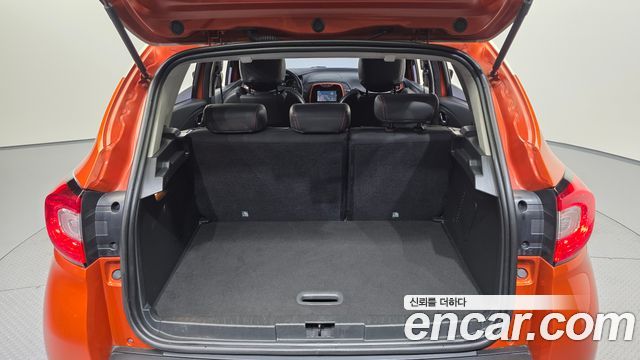 Renault Korea QM3 2015 — photo 20