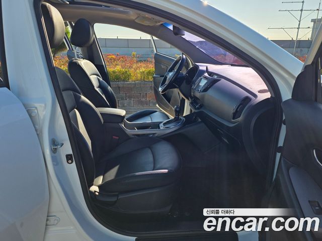Kia Sportage 2014 — photo 11
