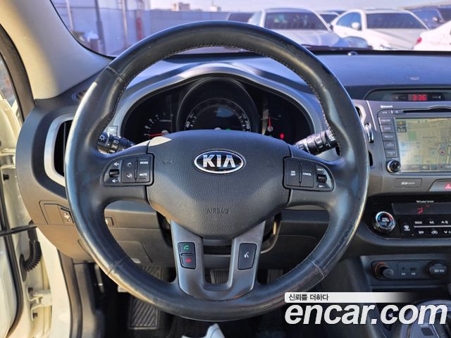 Kia Sportage 2014 — photo 13