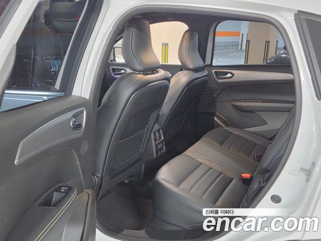 Renault Korea XM3 2024 — photo 11