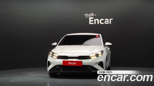 Kia K3 2023 — photo 3