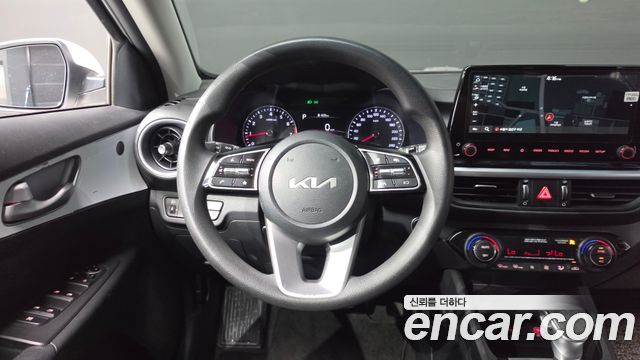 Kia K3 2023 — photo 19