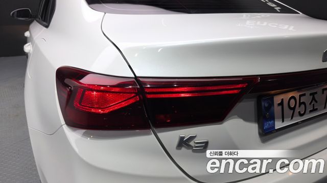 Kia K3 2023 — photo 9