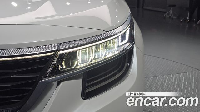 Kia Seltos 2020 — photo 8