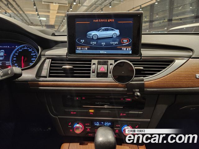 Audi A6 2016 — photo 11