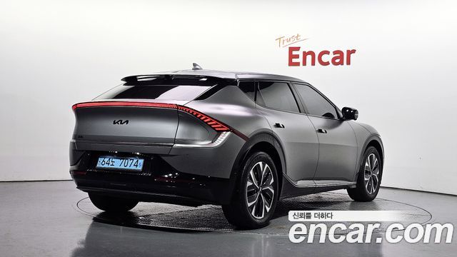 Kia EV6 2022 — photo 2