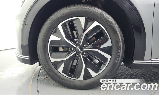Kia EV6 2022 — photo 5