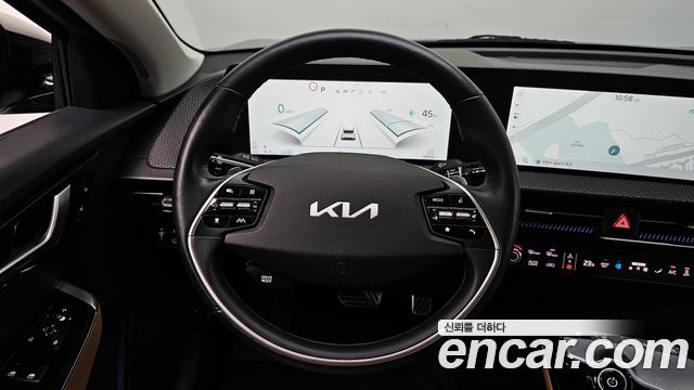 Kia EV6 2022 — photo 20