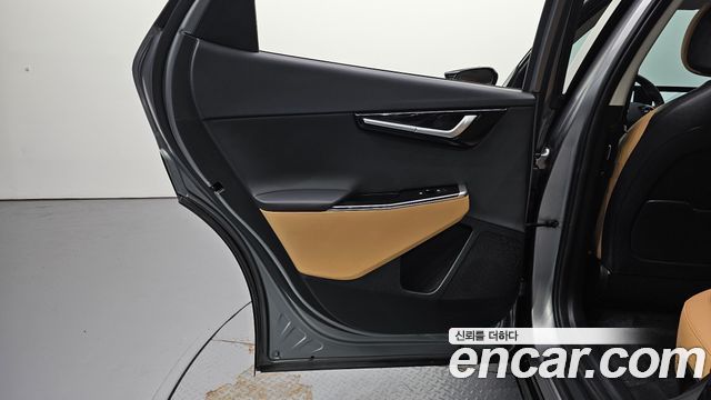Kia EV6 2022 — photo 15