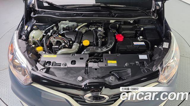 Renault Korea QM3 2016 — photo 6