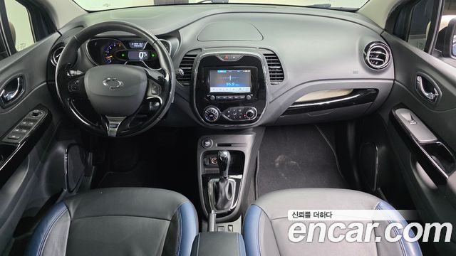 Renault Korea QM3 2016 — photo 10