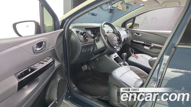 Renault Korea QM3 2016 — photo 13