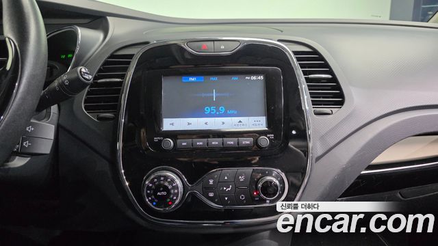 Renault Korea QM3 2016 — photo 20