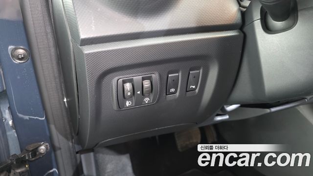Renault Korea QM3 2016 — photo 22