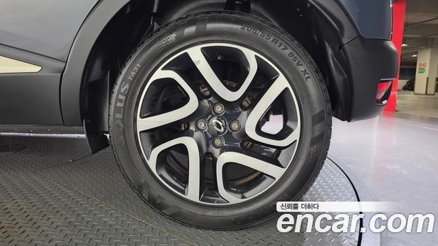 Renault Korea QM3 2016 — photo 7