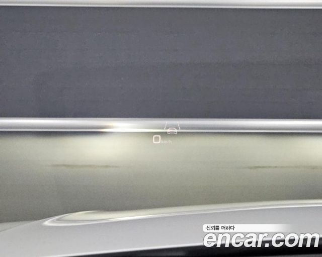 Audi Q8 2023 — photo 18