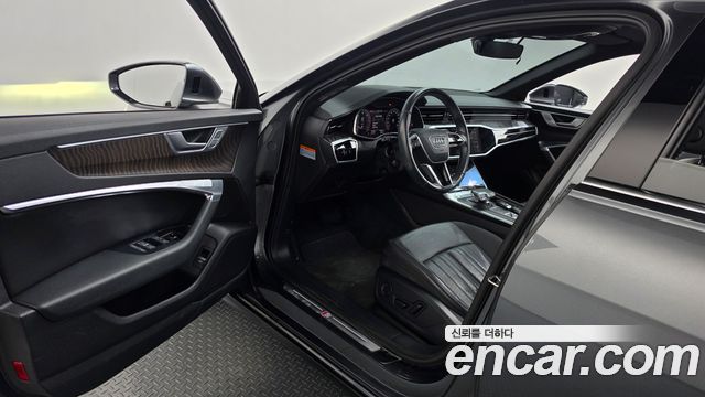 Audi A6 2020 — photo 13