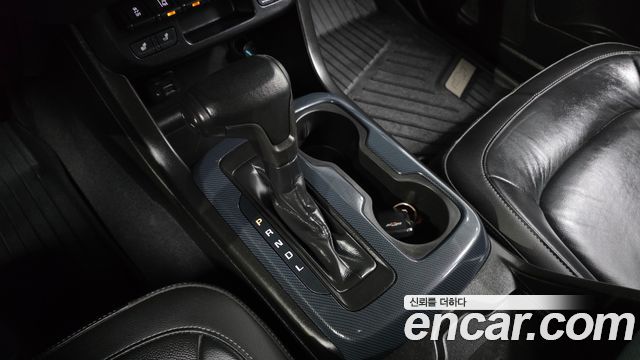 Chevrolet Korea Colorado 2021 — photo 12