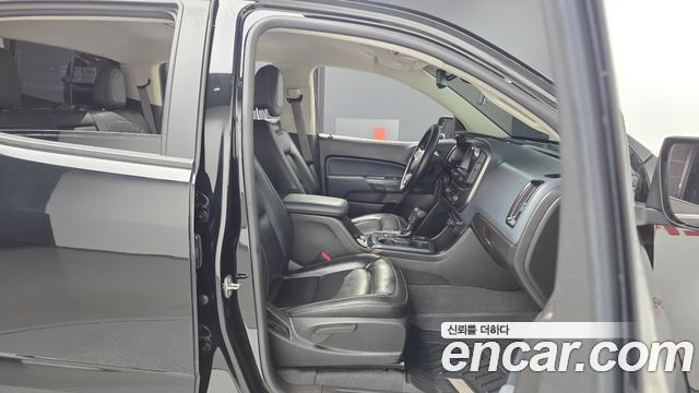 Chevrolet Korea Colorado 2021 — photo 17