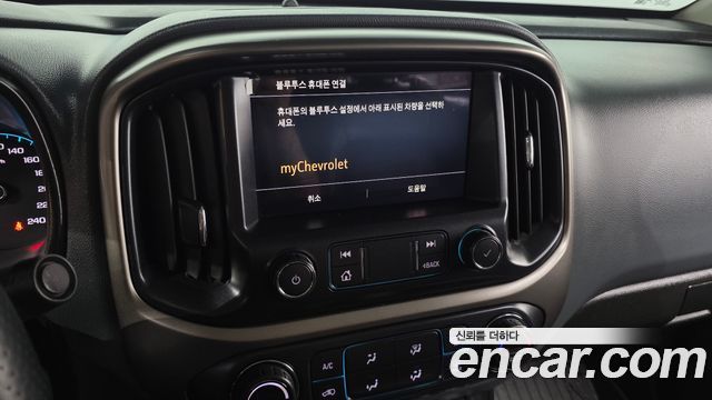 Chevrolet Korea Colorado 2021 — photo 22