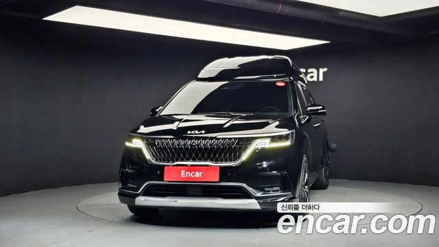 Kia Canival 2021 — photo 3