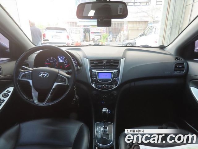 Hyundai Accent 2014 — photo 8