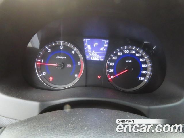 Hyundai Accent 2014 — photo 9