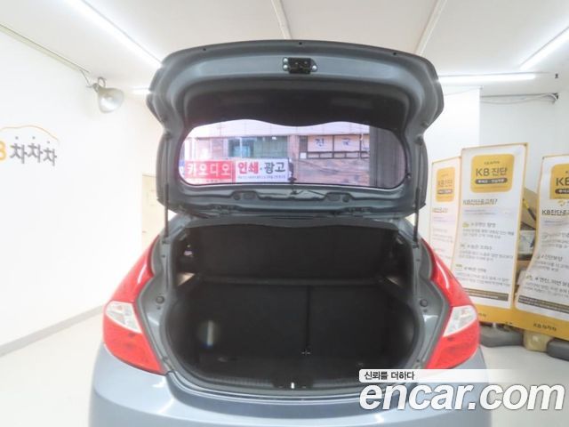 Hyundai Accent 2014 — photo 18