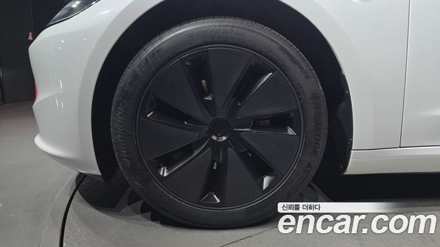 Tesla Model 3 2024 — photo 5