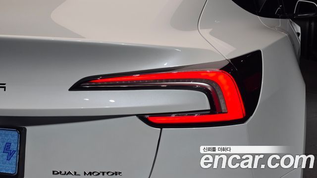 Tesla Model 3 2024 — photo 9