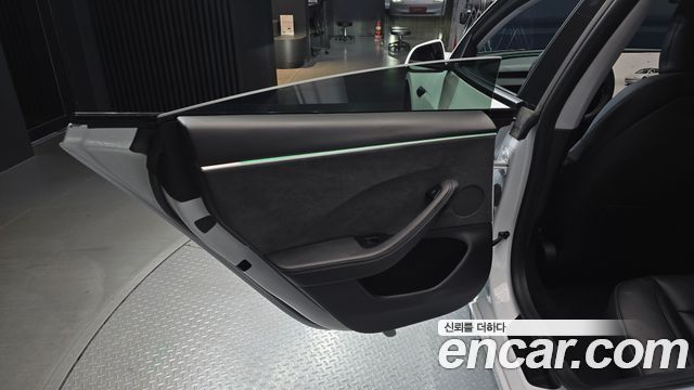 Tesla Model 3 2024 — photo 15