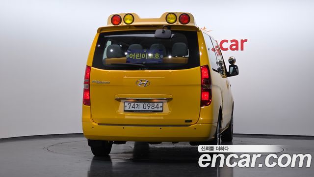 Hyundai Starex 2021 — photo 4