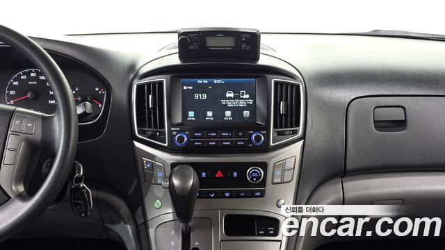 Hyundai Starex 2021 — photo 20