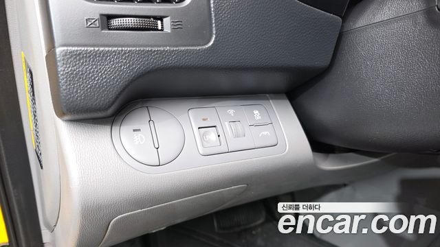 Hyundai Starex 2021 — photo 25