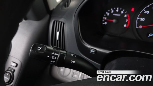 Hyundai Starex 2021 — photo 28