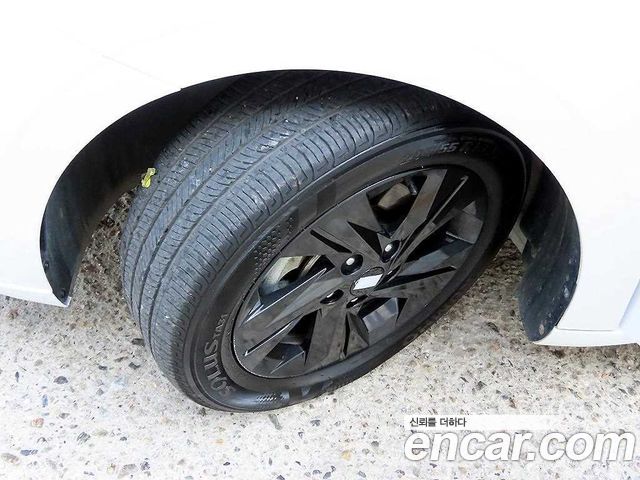 Hyundai AVANTE 2023 — photo 20