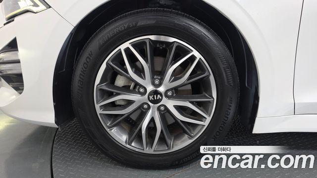 Kia K5 2021 — photo 5
