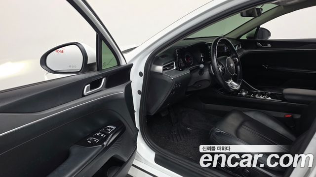 Kia K5 2021 — photo 10