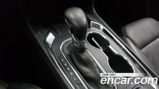 Chevrolet Korea Traverse 2021 — photo 12