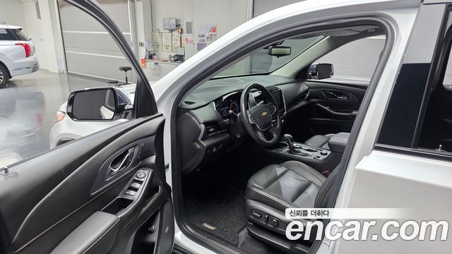 Chevrolet Korea Traverse 2021 — photo 13