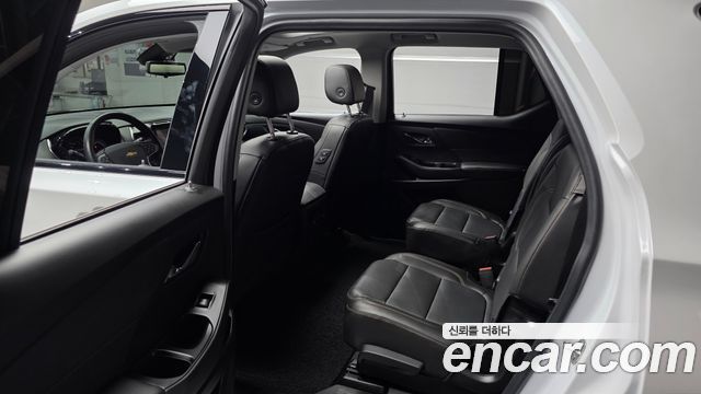 Chevrolet Korea Traverse 2021 — photo 17