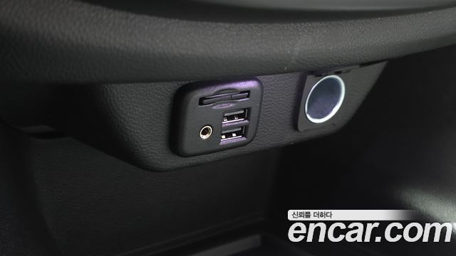 Chevrolet Korea Traverse 2021 — photo 19