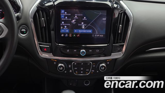 Chevrolet Korea Traverse 2021 — photo 20