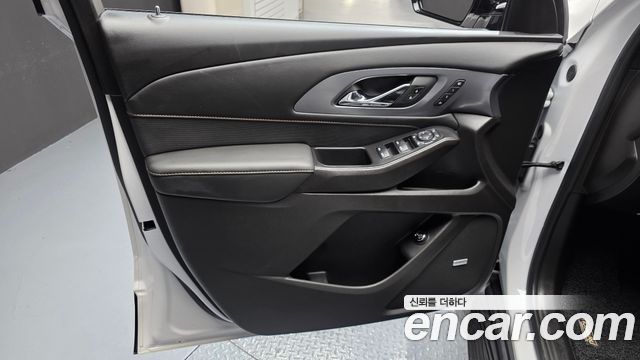 Chevrolet Korea Traverse 2021 — photo 14