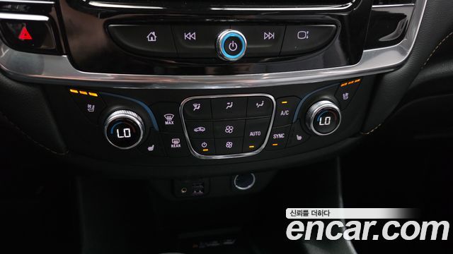Chevrolet Korea Traverse 2021 — photo 32