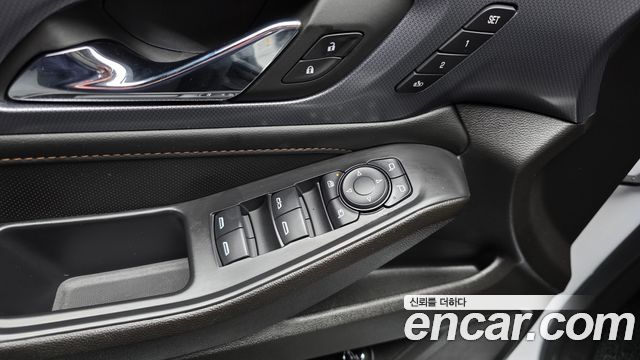 Chevrolet Korea Traverse 2021 — photo 35