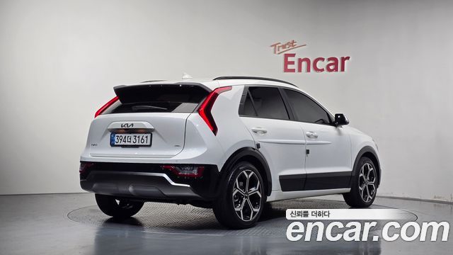 Kia Niro 2022 — photo 2