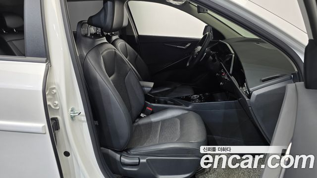 Kia Niro 2022 — photo 16