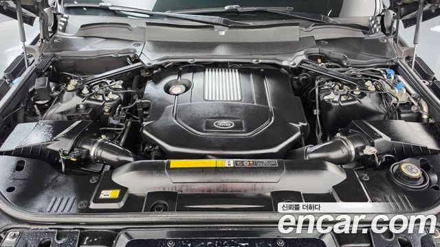 Land Rover Range Rover Sport 2019 — photo 6